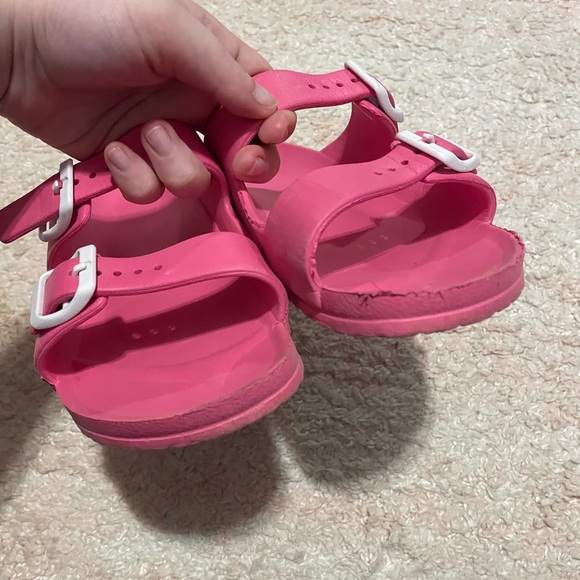 Pink sandals - Picture 4 of 5